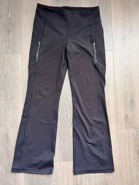 Black Athleta Rainier Bootcut Pant in Size Large